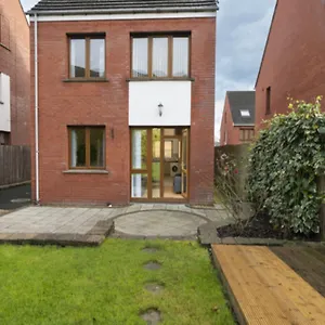 Pass The Keys Lovely 4br W Garden 7 Min From Centre United Kingdom